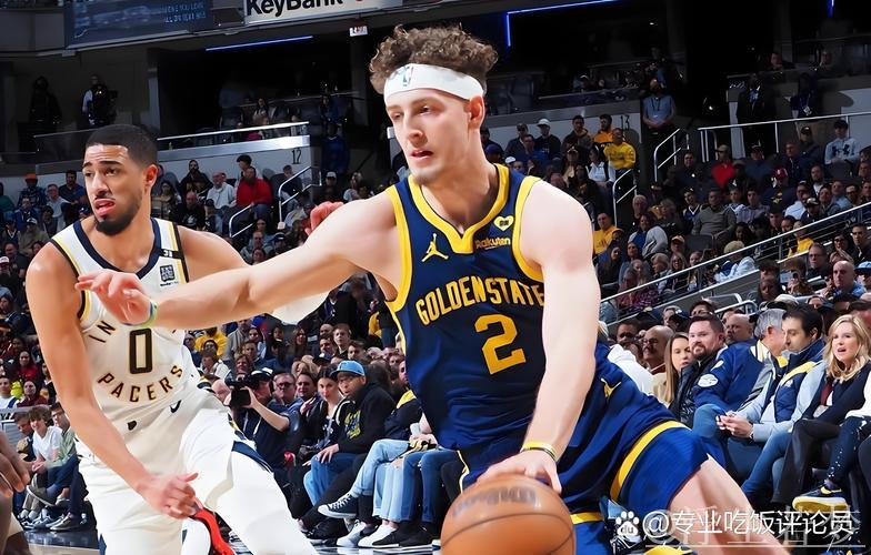 库里妙传助攻 波杰姆斯基双手灌篮